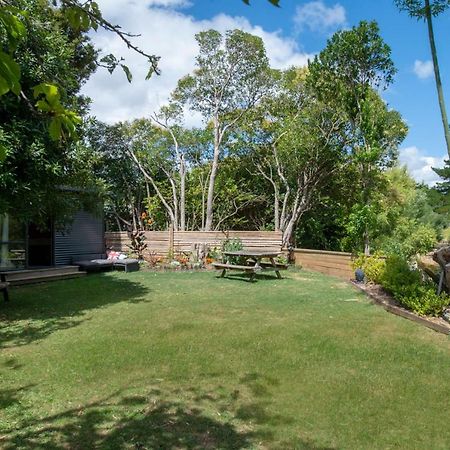 Tranquil Creekside Cabin Hotel Coromandel Exterior photo